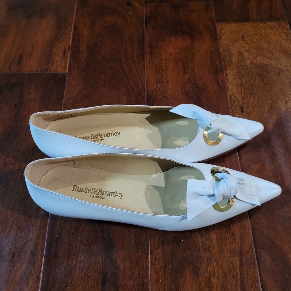Russell & Bromley London White Bow Flats Sz 11 - Picture 6 of 7